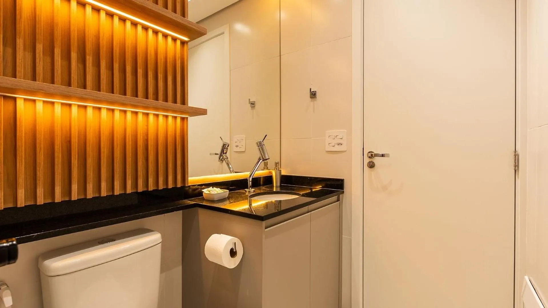 Alto Madalena - Studios De Luxo Com Piscina Panoramica 圣保罗 0*,  巴西